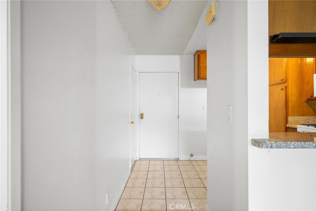 10149 Commerce Avenue 25 Property Photo 4