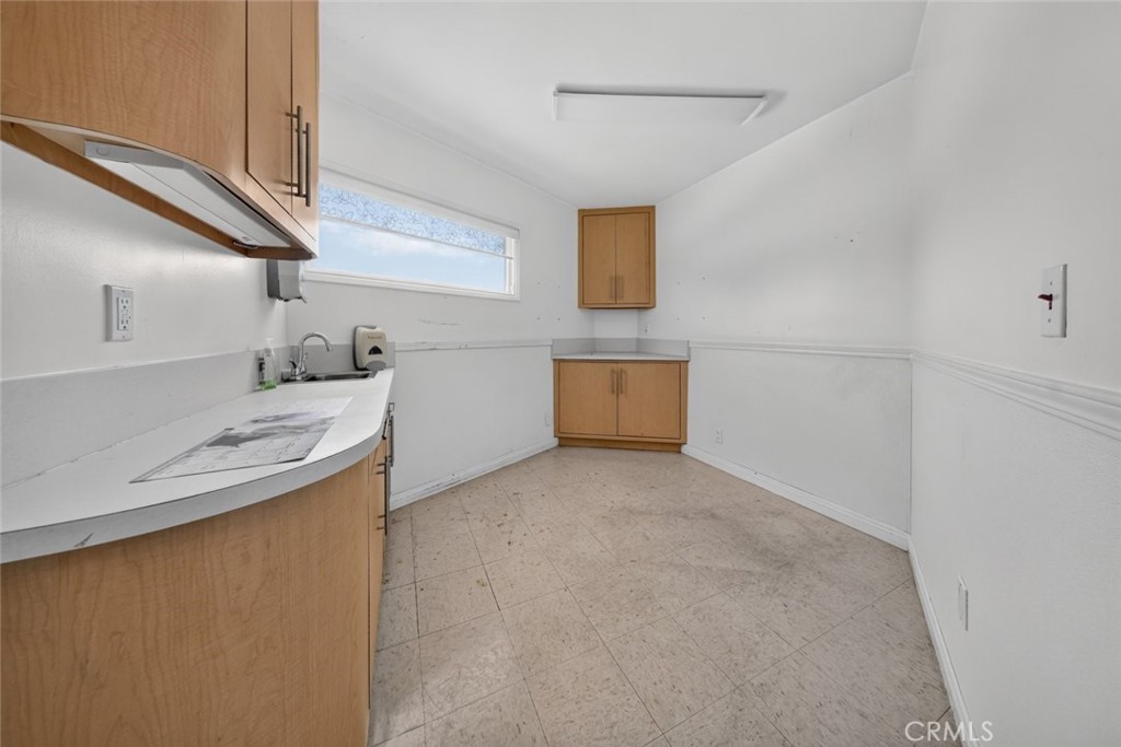 1411 W Olive Avenue D Property Photo 25