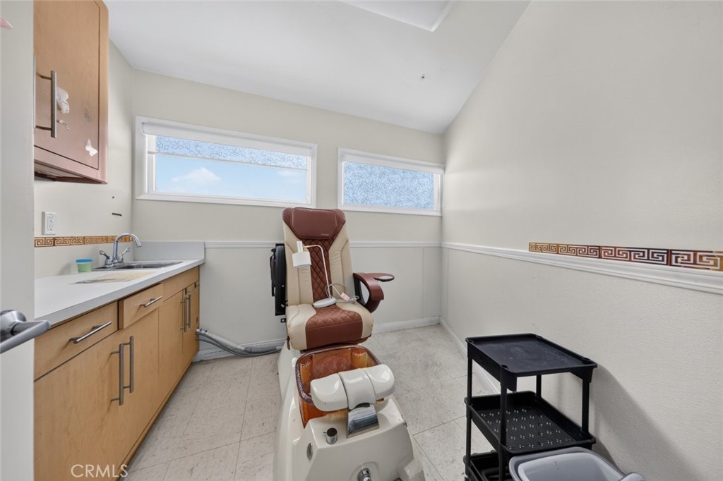 1411 W Olive Avenue D Property Photo 27