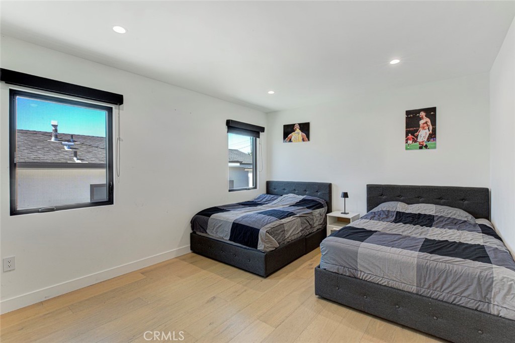 1553 Western Property Photo 18