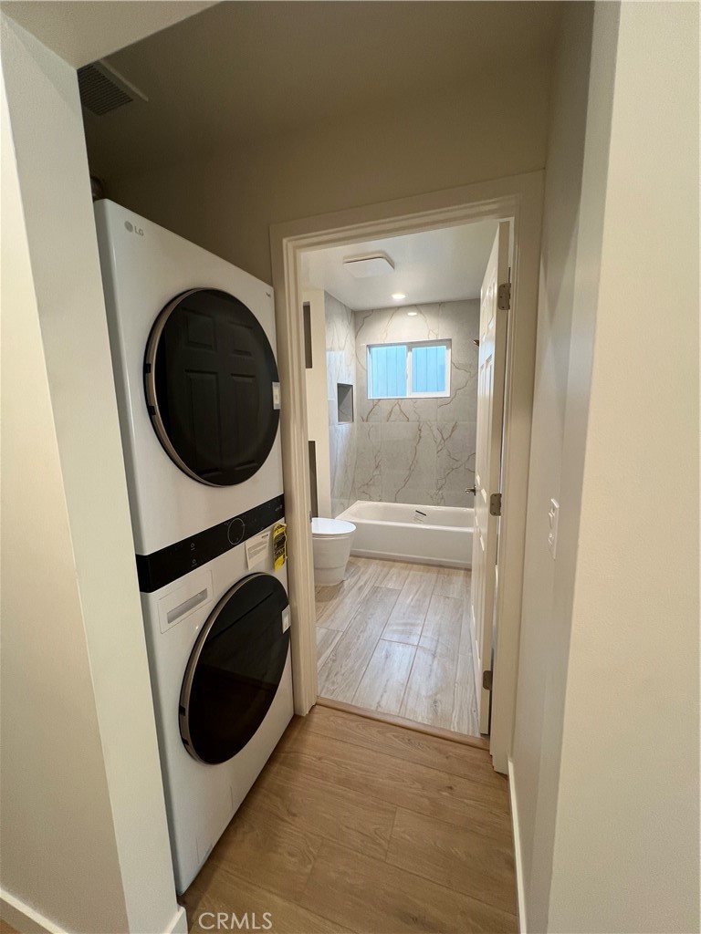 11613 Eldridge Avenue Property Photo 8