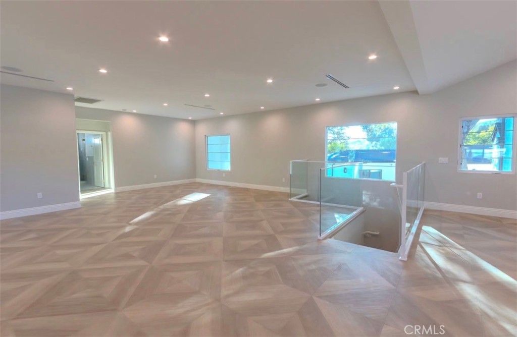 3011 Frances Avenue Property Photo 10