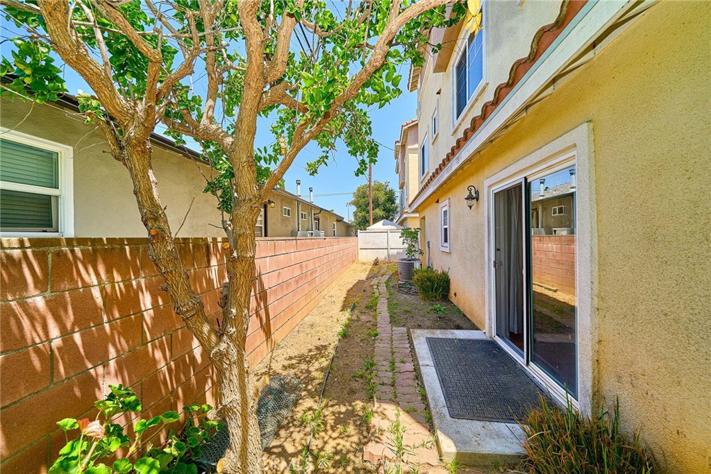 15908 Halldale B Property Photo 27