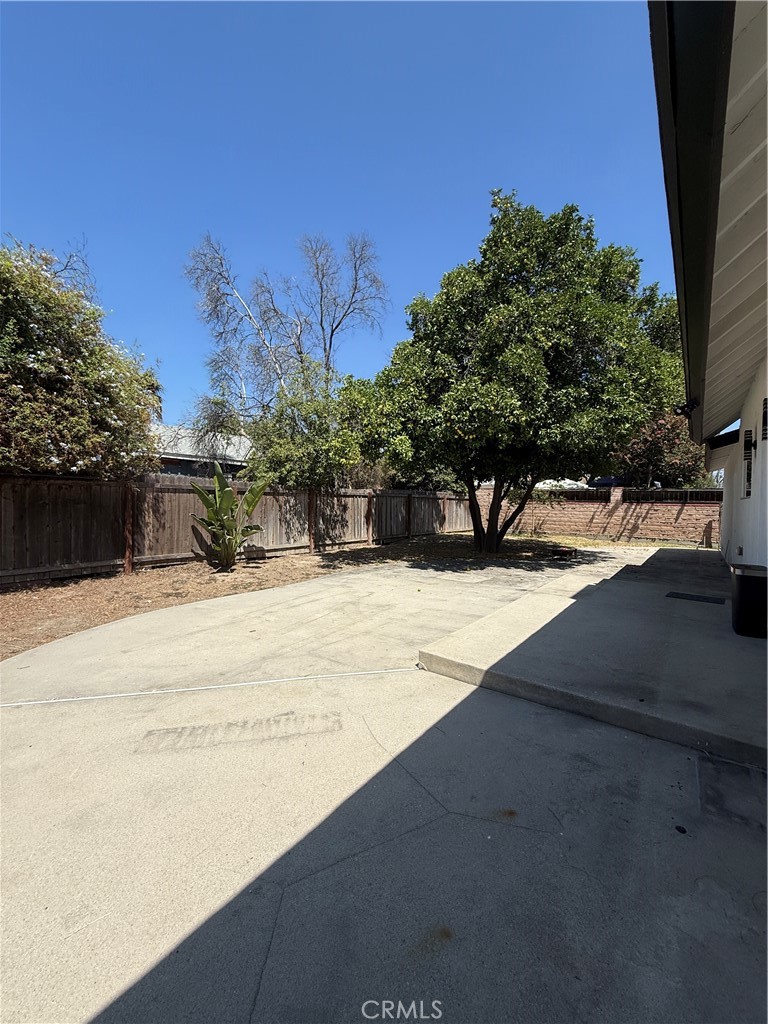 7923 Bellaire Property Photo 15