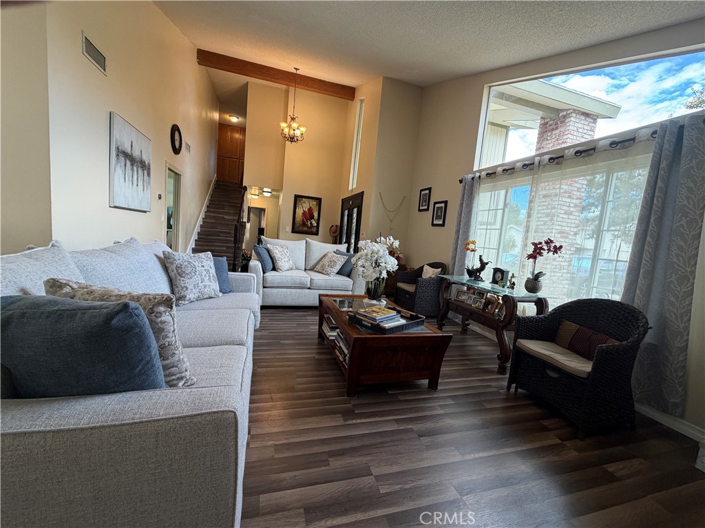 18036 Horace Property Photo 6