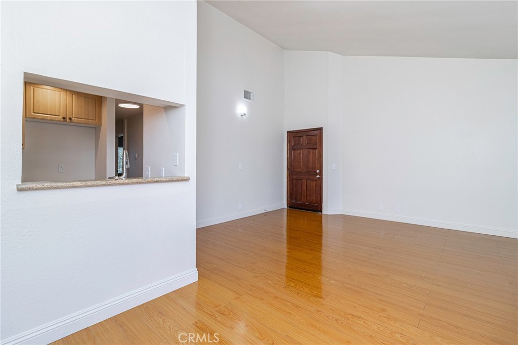 396 W Dryden Street 203 Property Photo 8