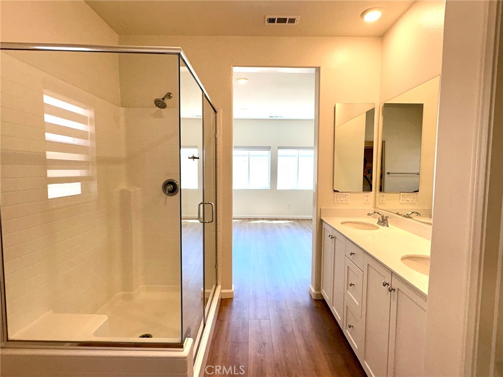 15411 San Diego Lane Property Photo 13