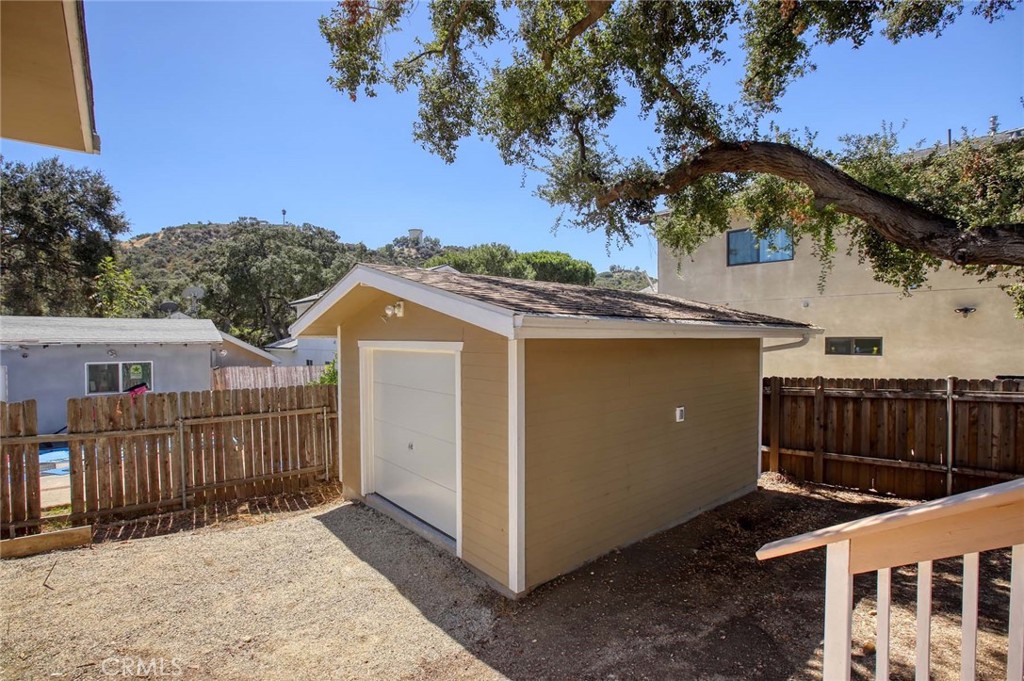 9819 Haines Canyon Property Photo 34