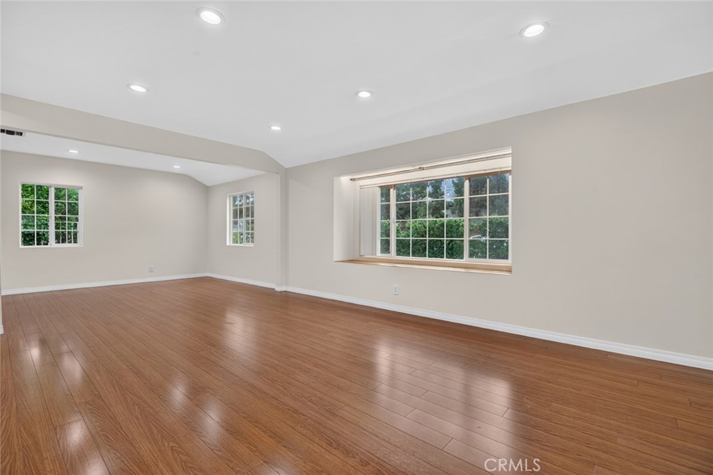 2948 Mayfield Property Photo 12