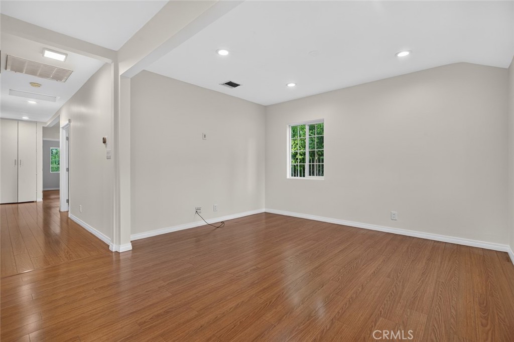 2948 Mayfield Property Photo 14