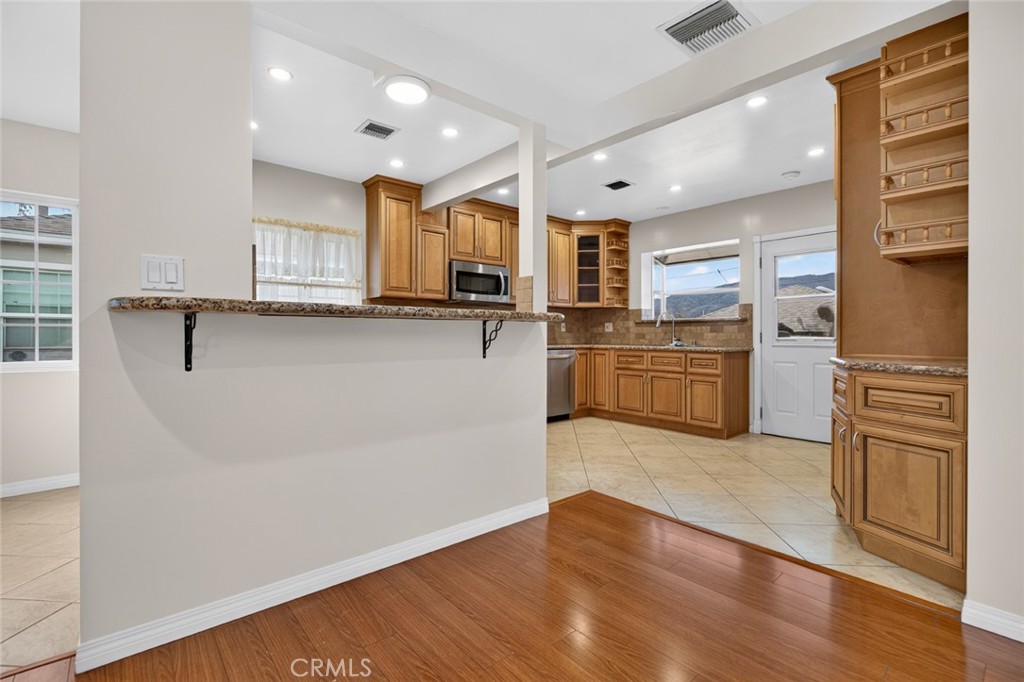 2948 Mayfield Property Photo 16