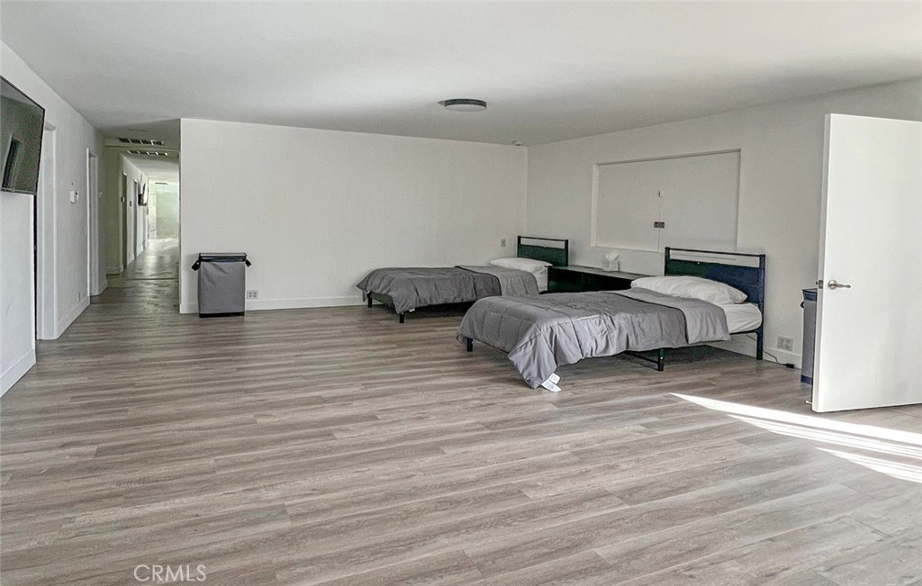 3717 Pinehurst Property Photo 11