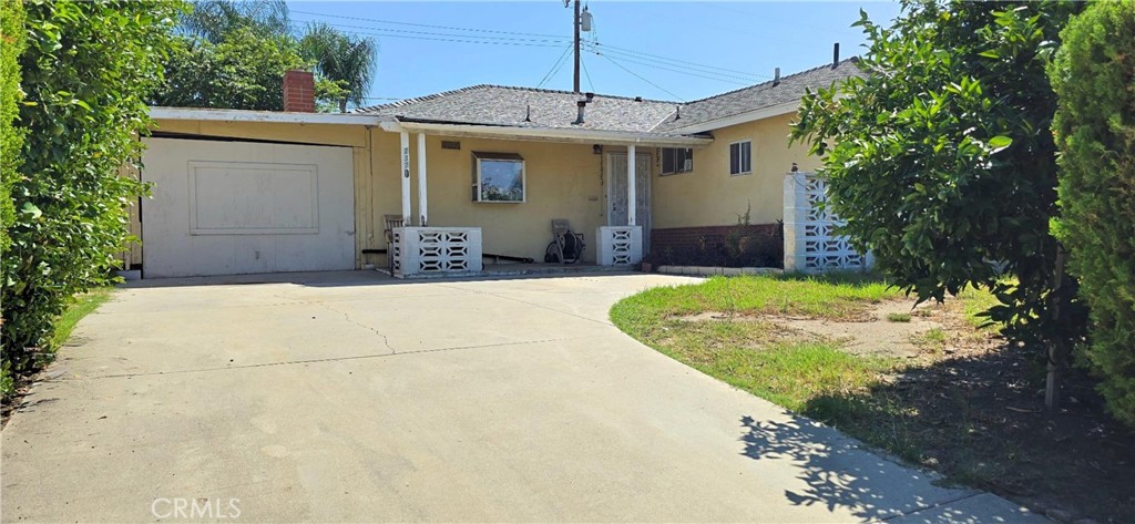 2370 Marquette Avenue Property Photo 2