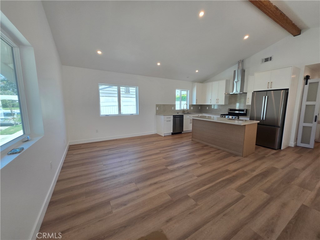 906 Estelle Avenue Property Photo 5