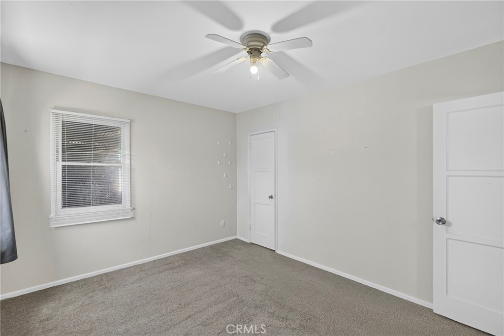 113 E 214th Property Photo 13