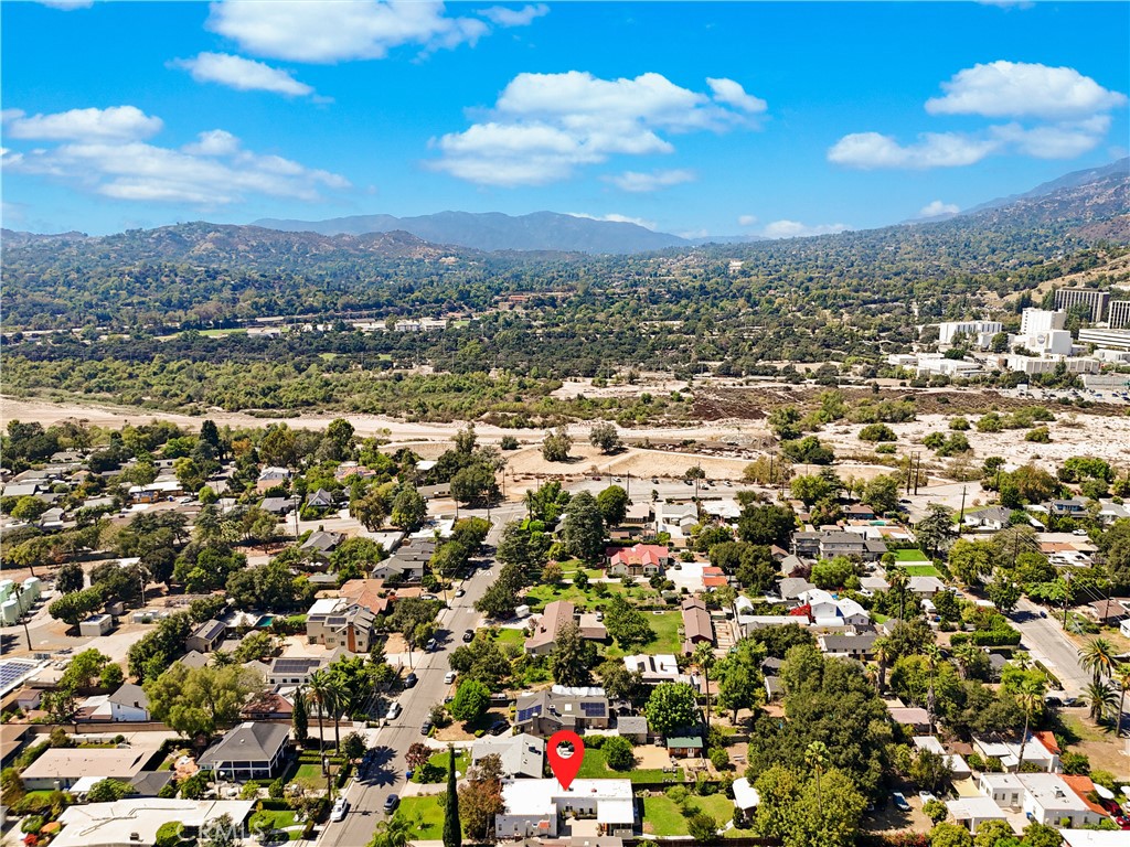 813 Mountain View Property Photo 48