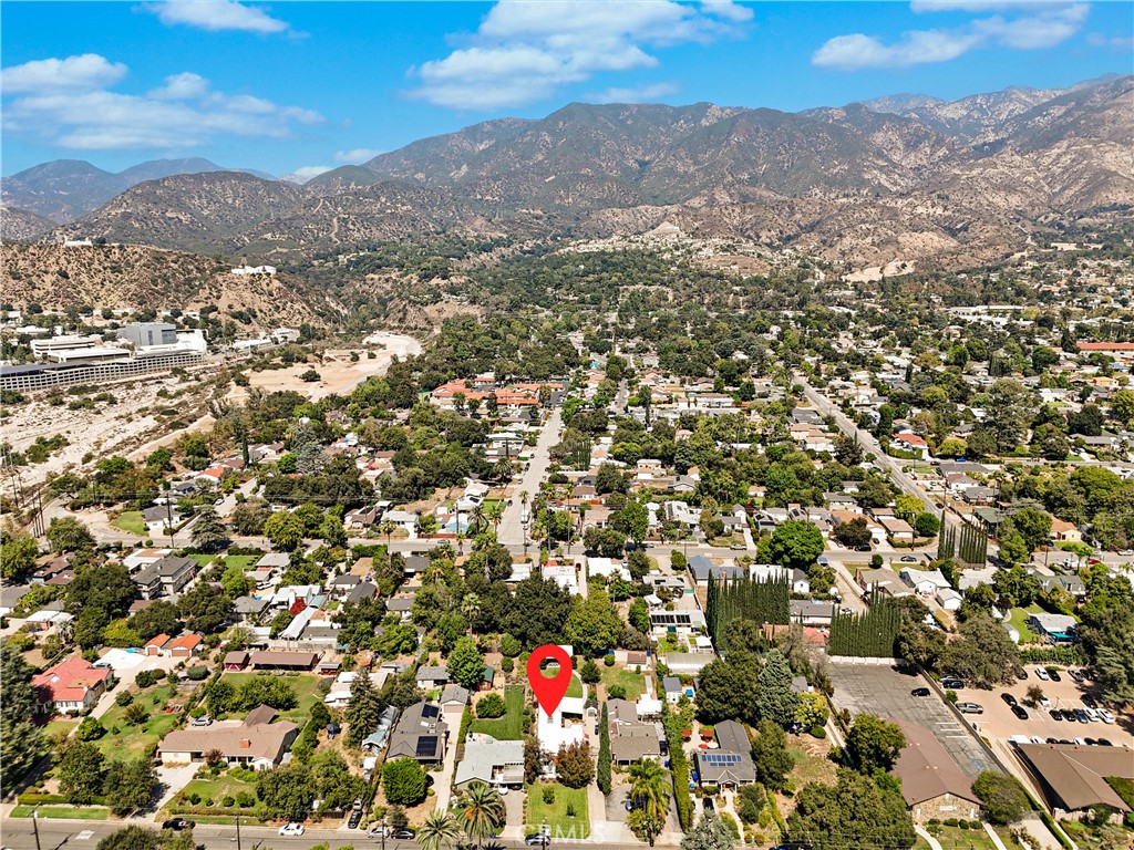 813 Mountain View Property Photo 49