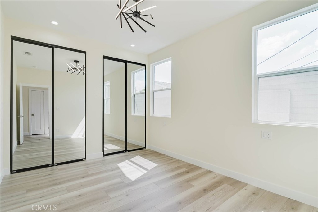 10405 N Ruffner Avenue Property Photo 4