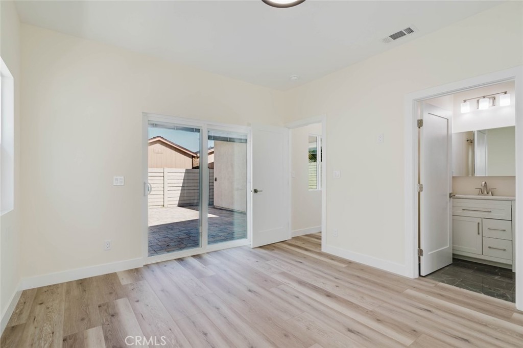 10405 N Ruffner Avenue Property Photo 17