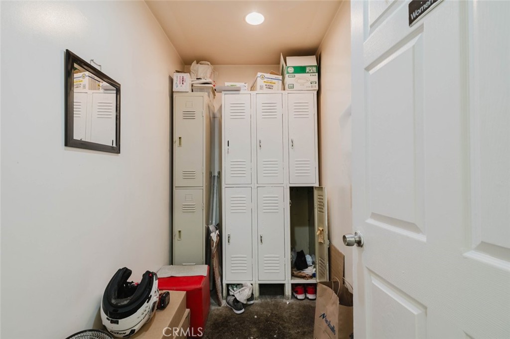 3243 San Fernando Road Property Photo 14