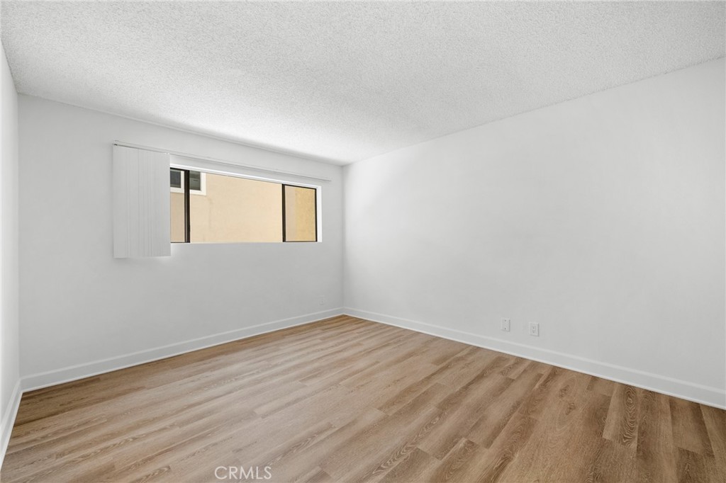 1142 Stanley Avenue 1 Property Photo 13