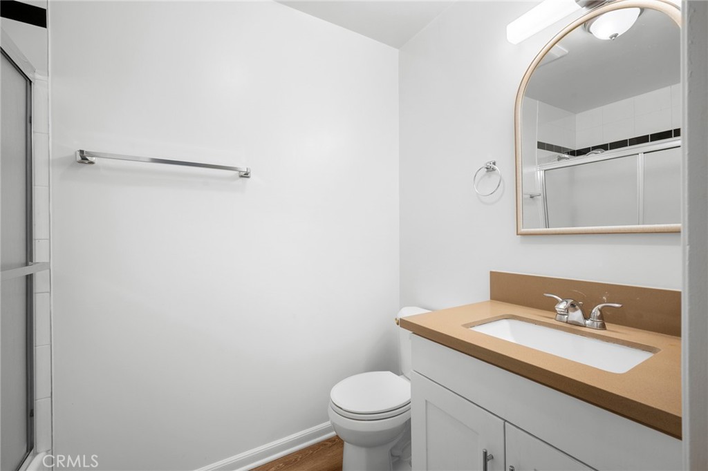 1142 Stanley Avenue 1 Property Photo 16