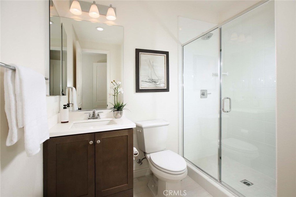 20523 Stella Place Property Photo 13