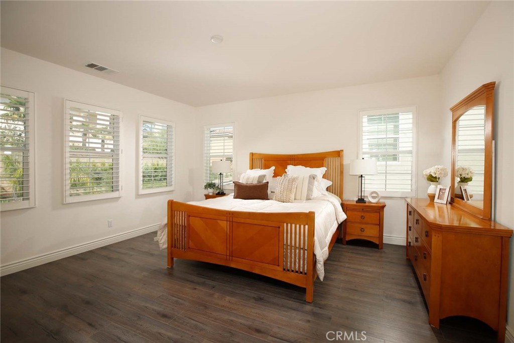 20523 Stella Place Property Photo 15