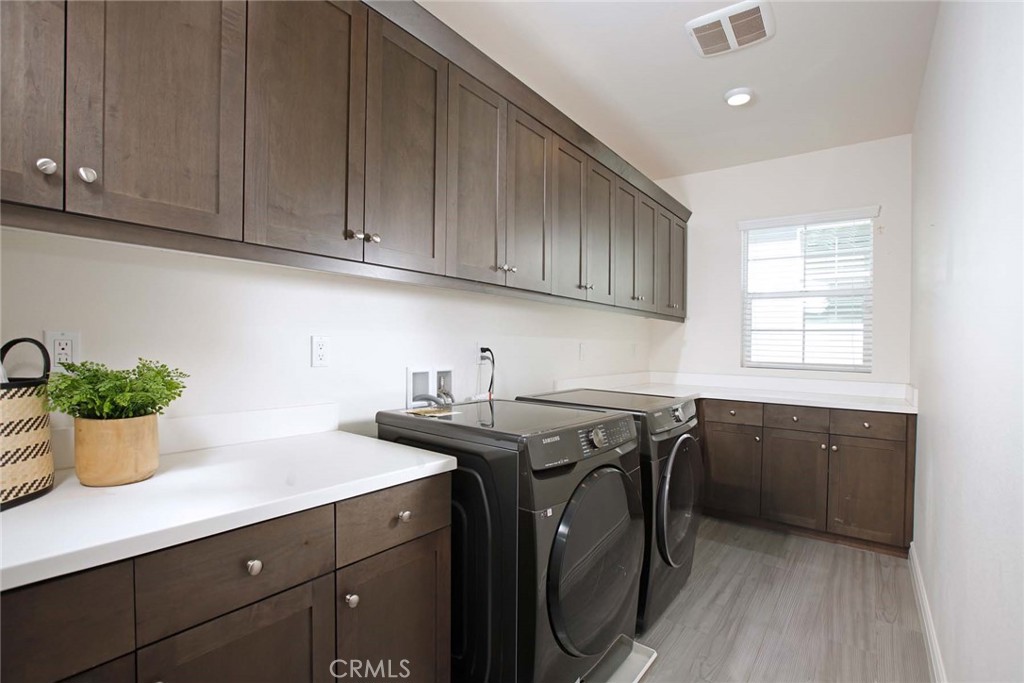 20523 Stella Place Property Photo 19