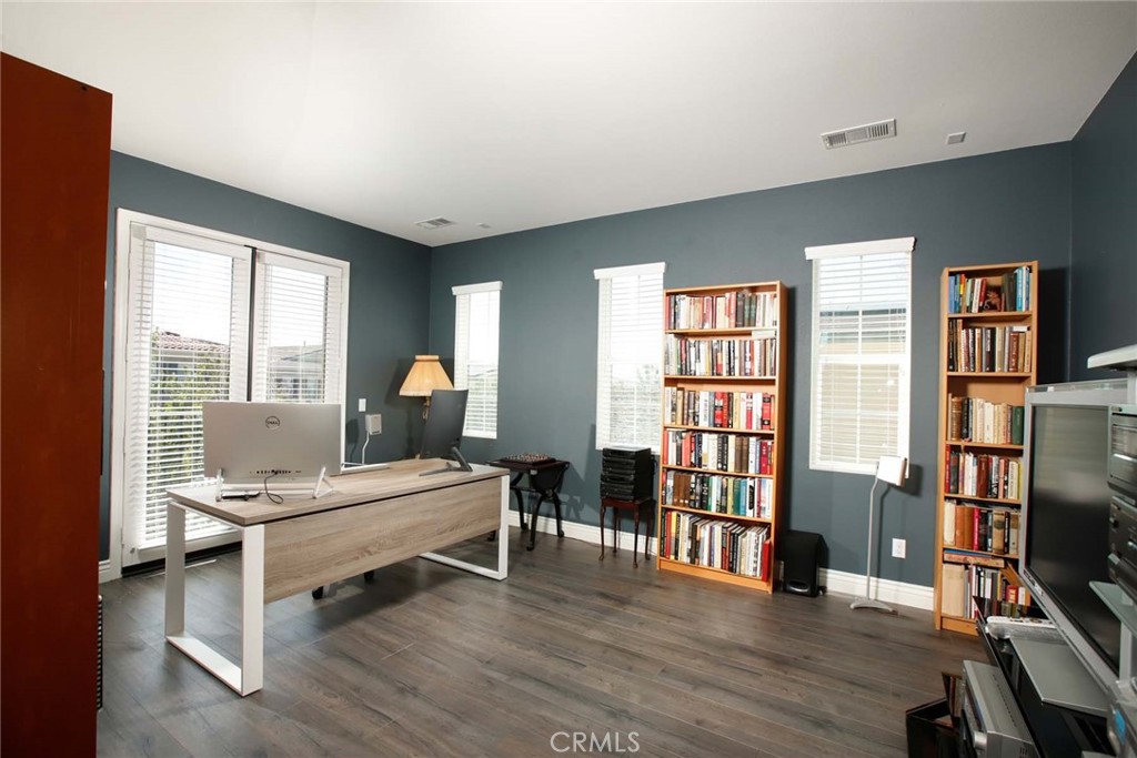 20523 Stella Place Property Photo 24