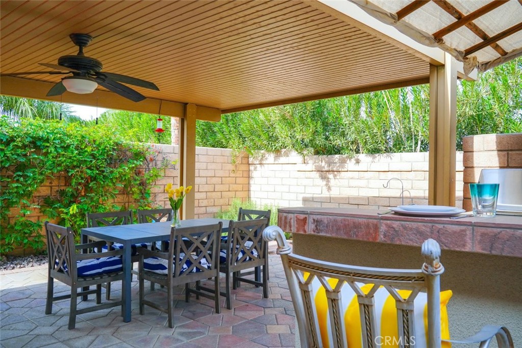78910 Zenith Way Property Photo 7