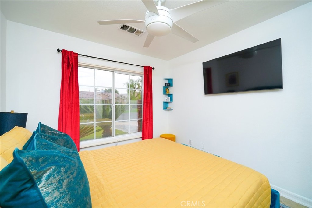 78910 Zenith Way Property Photo 29