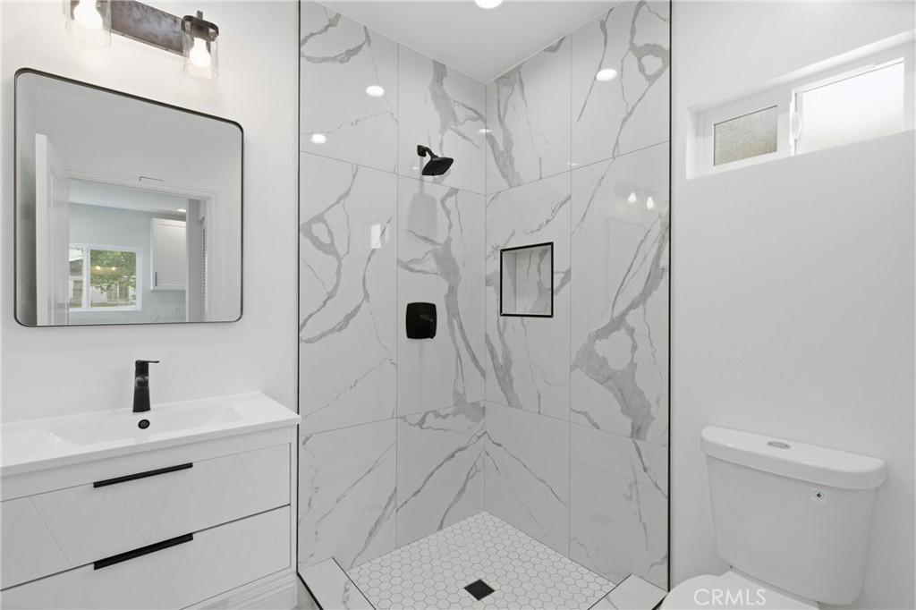 19649 Friar Street Property Photo 7