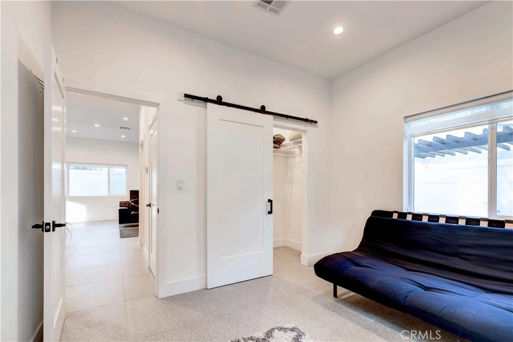 1615 N Niagara Street Property Photo 19