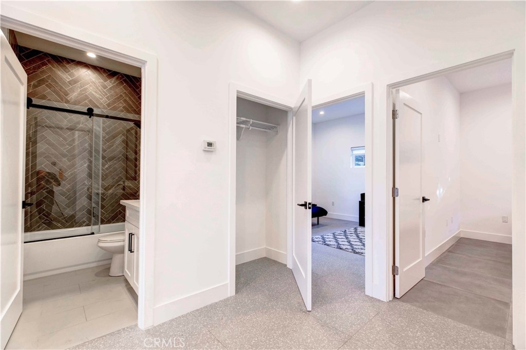 1615 N Niagara Street Property Photo 20