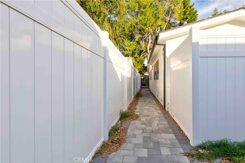 1615 N Niagara Street Property Photo 27