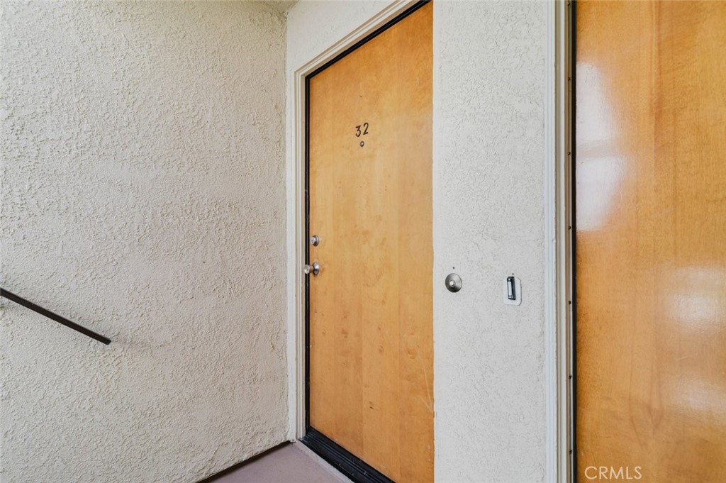 13825 Beaver Street 32 Property Photo 3