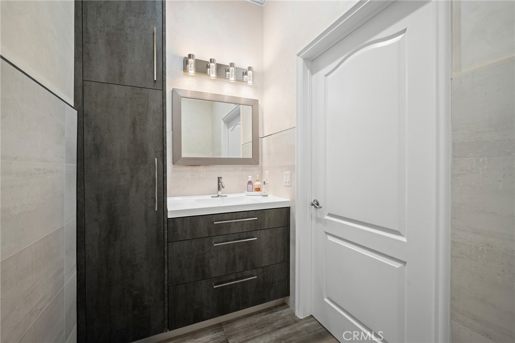 333 Milford Street 106 Property Photo 15