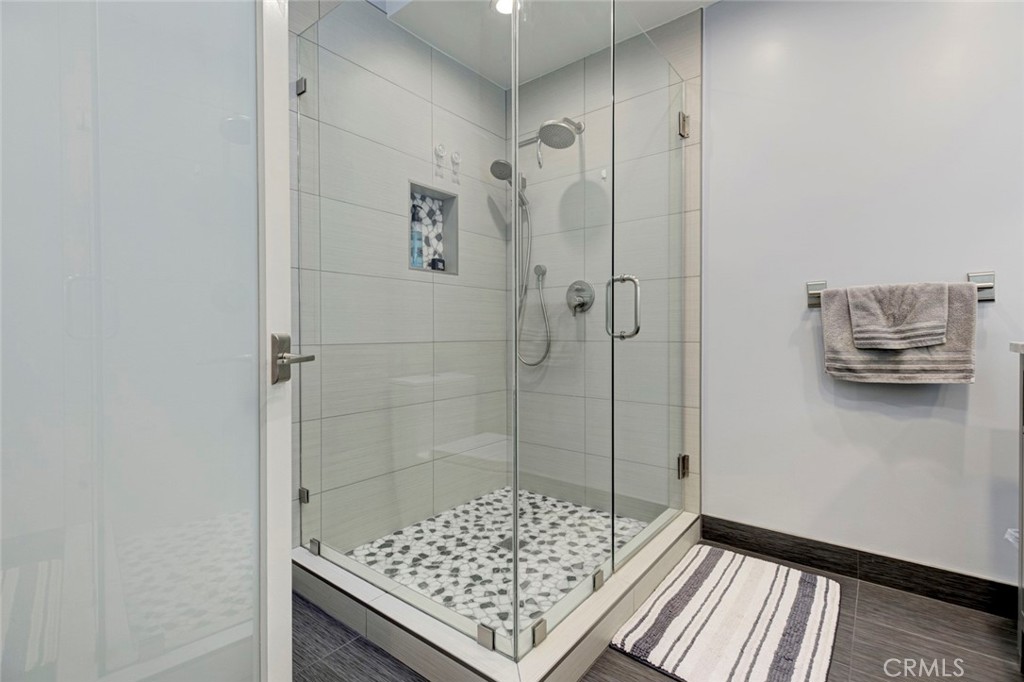 6911 Valmont Street Property Photo 14