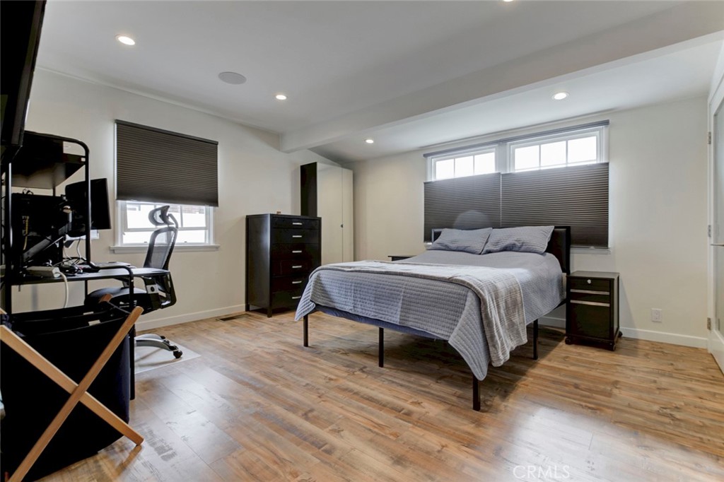 6911 Valmont Street Property Photo 15