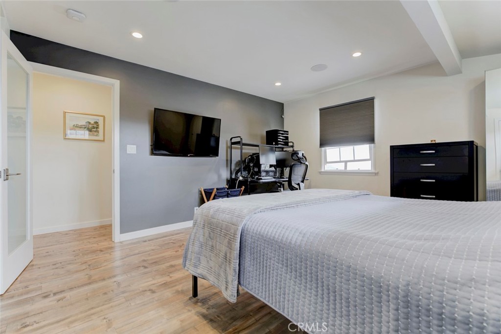 6911 Valmont Street Property Photo 16