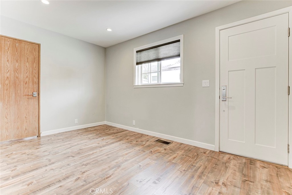 6911 Valmont Street Property Photo 18