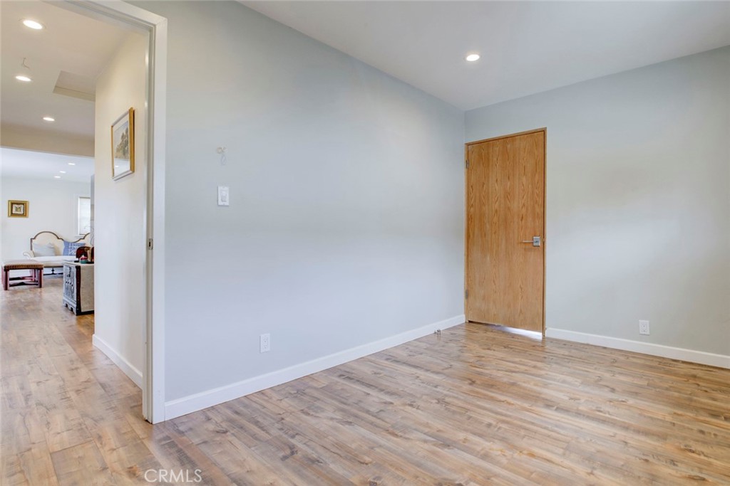 6911 Valmont Street Property Photo 19
