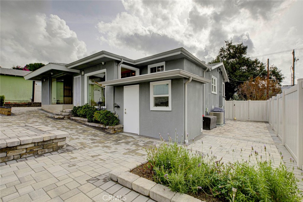6911 Valmont Street Property Photo 30