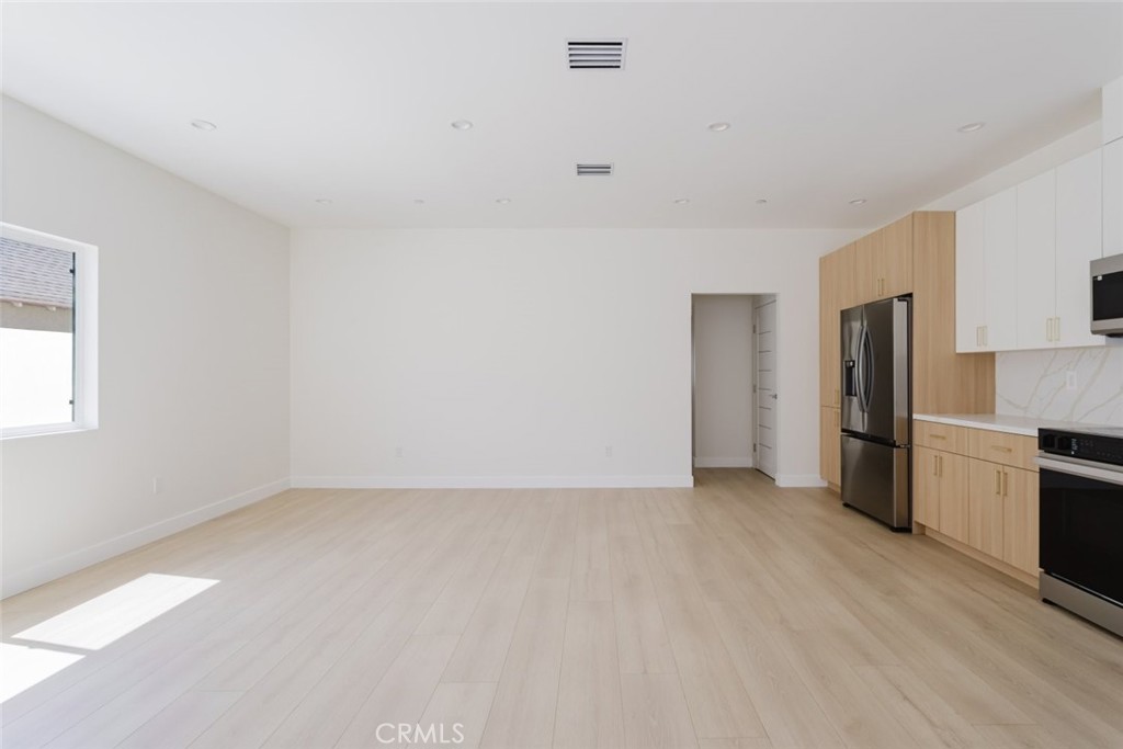 1507 N Niagara Street 101 Property Photo 1