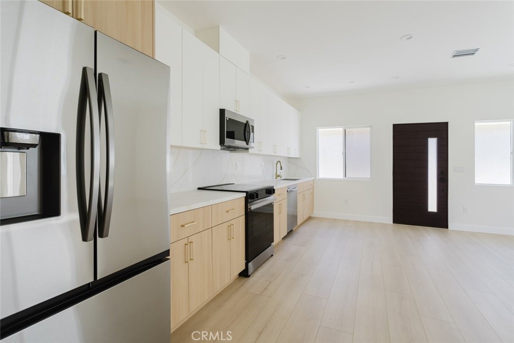 1507 N Niagara Street 101 Property Photo 6
