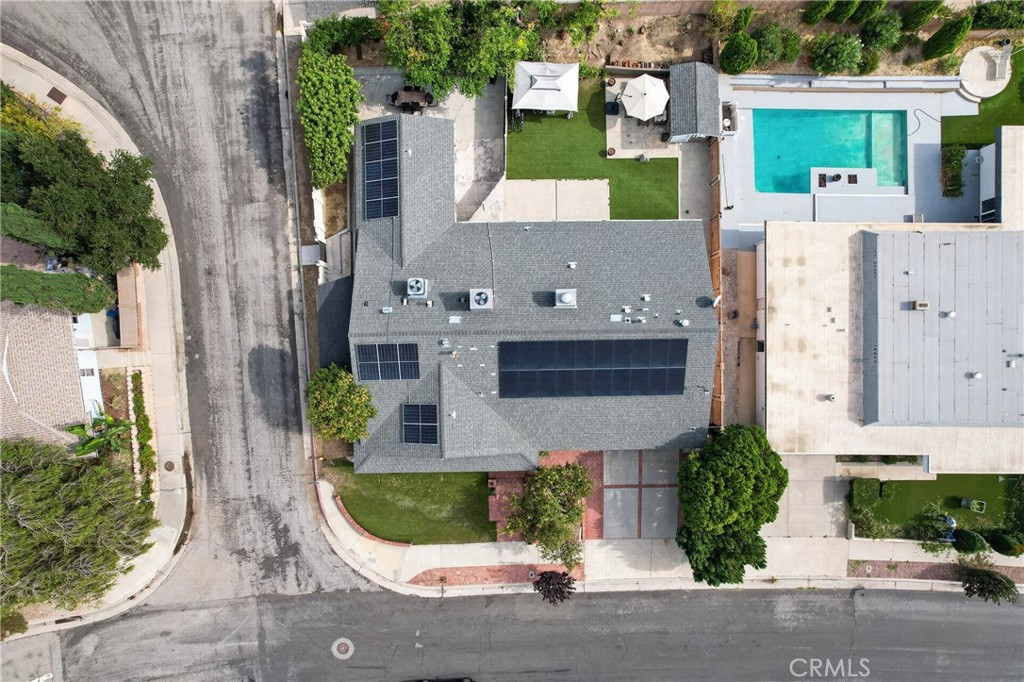 12418 Bradford Property Photo 4