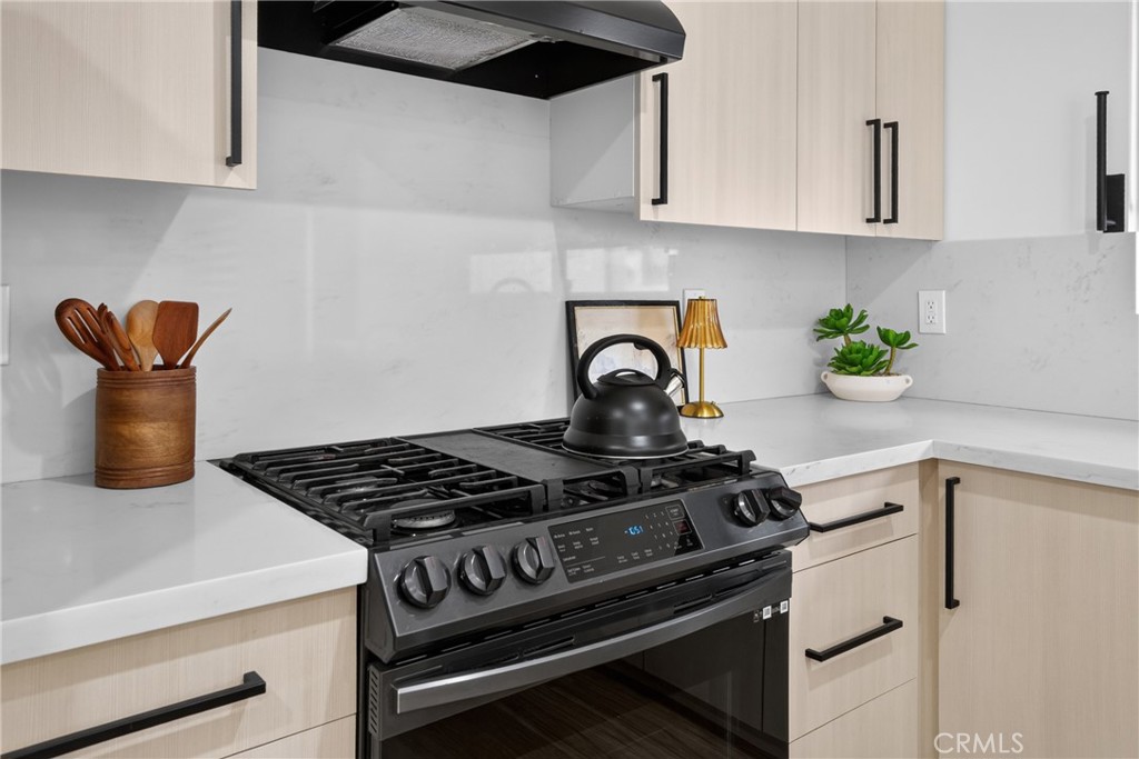 12418 Bradford Property Photo 17