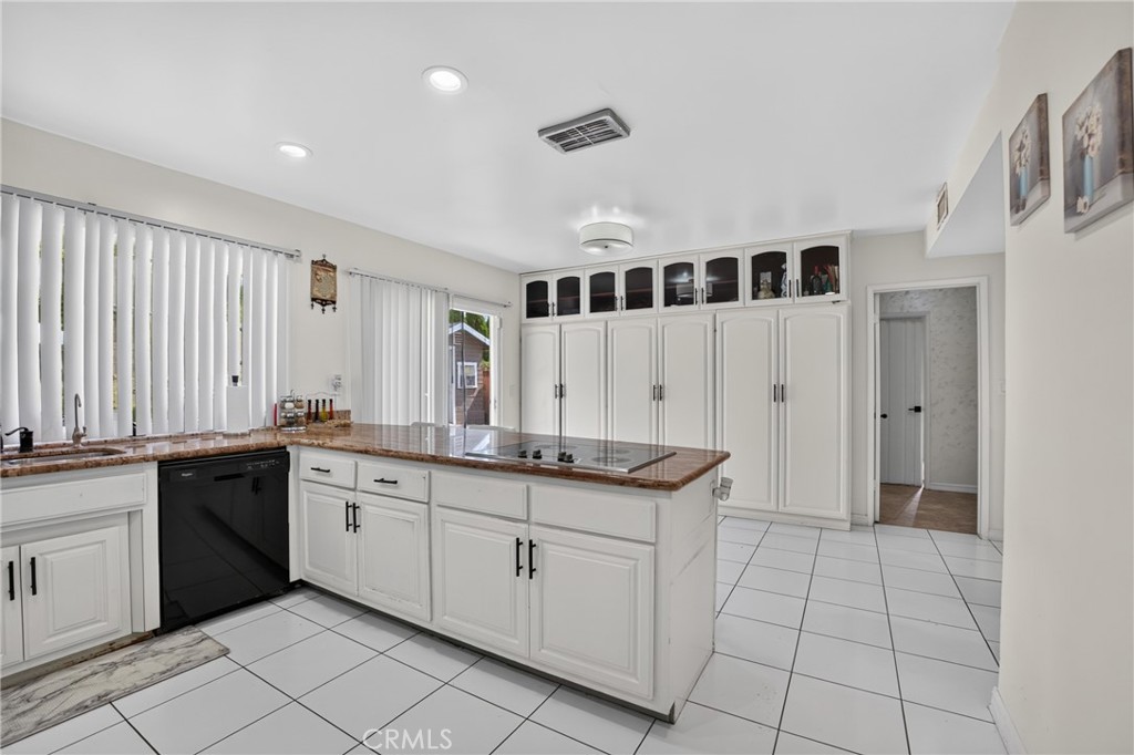 12418 Bradford Property Photo 55