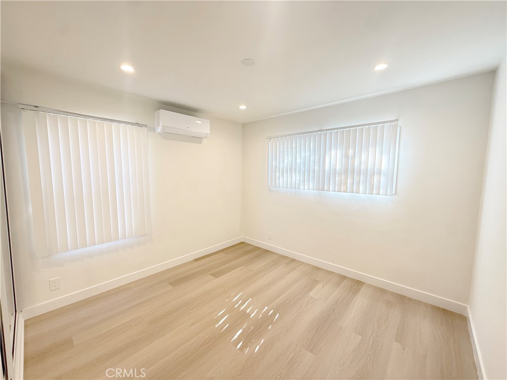 4123 Ocean View Blvd 1 Property Photo 10
